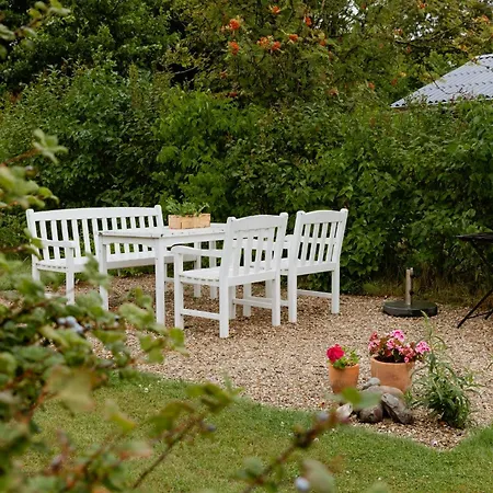 Grandma's House By Limfjord And Fur בית נופש